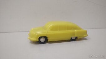 Tatra 603 prasklina nelepeno - 4