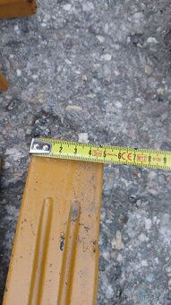 čelní zuby pro traktorbag KOMATSU WB97 WB93 - 4