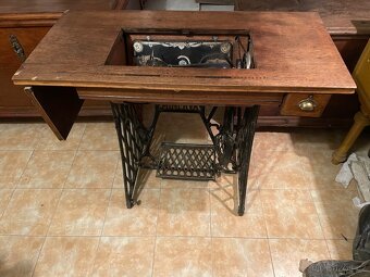 Starožitný nábytek k renovaci - 4