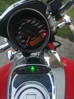 suzuki intruder m800 - 4