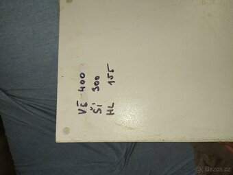 Kovový elektro rozvaděč - 4