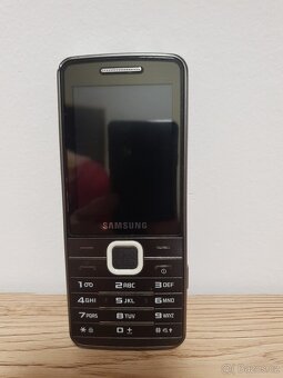 Samsung GT-S5610 - 4