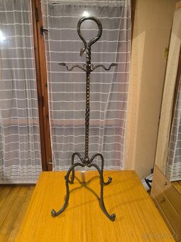 Staré ručně kované nářadí - 4