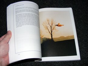 Dvě knihy s tématikou UFO - 4