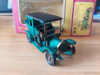 Matchbox yesteryear Y3 BENZ LIMOUSINE - 4