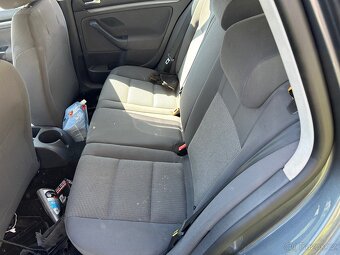 VW Golf 5 Variant 1.9 TDI náhradní díly z vozu - 4