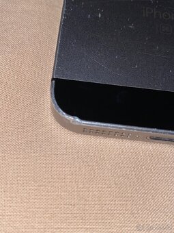 iPhone SE (2016) 64GB - 4