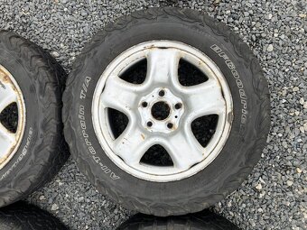 BF Goodrich AllTerrain 215/65 R16 na discích 5x114.3 - 4