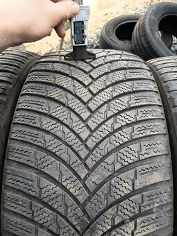 235/40R19 96V zimní Firestone Winterhawk 4 sada dot 4421 - 4