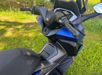 Prodám HONDA FORZA 125 ABS SMART TOP BOX - 4