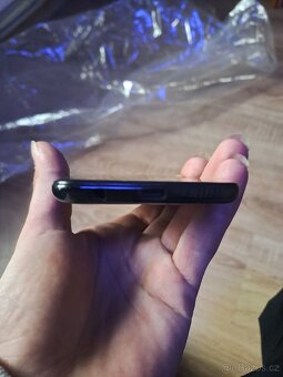 Samsung galaxy a20e - 4