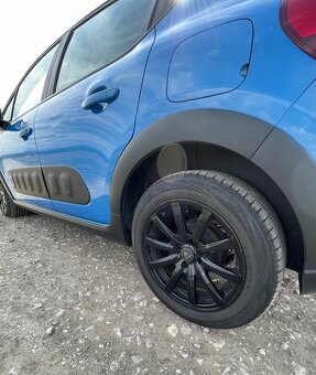 CITROËN C3 1.2 PureTech 82 tažné 8kol 1maj. blth. - 4