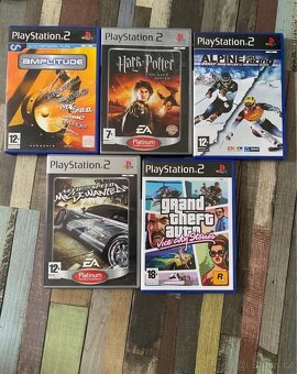Ps2 slim + hry - 4