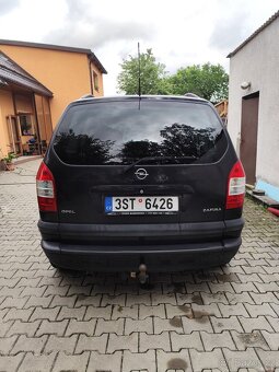 Opel Zafira 1.6 16V - 4