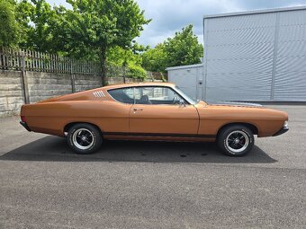 Ford Fairlane fastback - 4