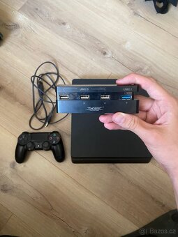 PlayStation 4 Slim 500GB + 10 her - 4