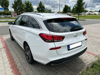 Hyundai i30 kombi 1.5 T-GDI MHEV 117 kW, Smart, 2021, ČR - 4