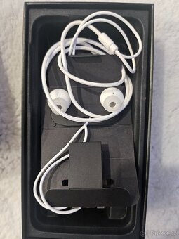 Samsung galaxy S10e - 4