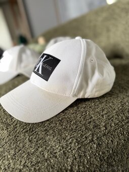 4x panské kšiltovky Calvin Klein, Adidas, Nike - 4