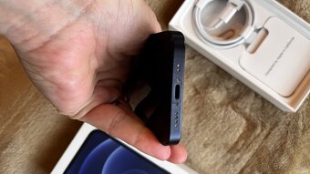 Prodám tmavě modrý iPhone 12mini 64GB - 4