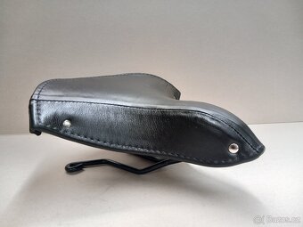 Nové potahy sedel - 4