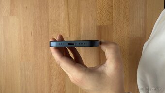 IPhone 15 pro 256 gb - 4