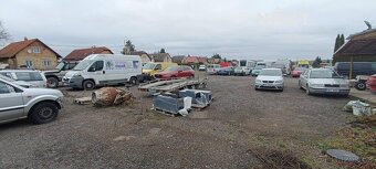 Pronájem komerční Obchodní prostory, 1 298㎡ - 4