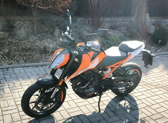 KTM Duke 125 - 4
