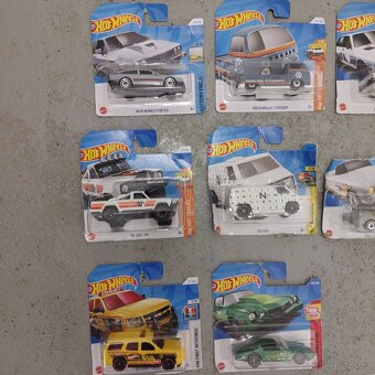 Modely HotWheels - 4
