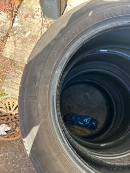 Pneu 225/55R18 - 4
