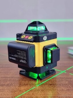 Prodám nový 4D 16 liniový křížový laser HILDA +příslušenství - 4