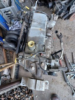 Motor Dacia Sandero 1,4 MPI - 4