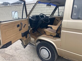 VW T3 Caravelle Coach 1988 2,1i najeto 160000 km - 4