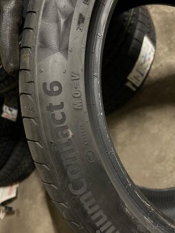 245/45 R19 - 4