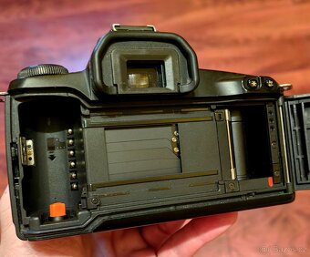 Canon EOS 500N + EF 35-80 USM - 4