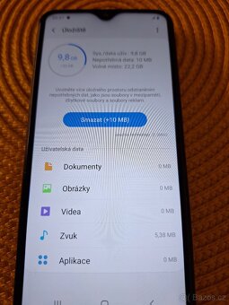 Samsung galaxy A20e - 4