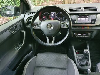 Škoda Fabia čtyřválec 1.2TSI 81kW velká výbava krásný stav - 4