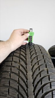 Zimní pneumatiky 255/45/20, Michelin, DOT2522 - 4