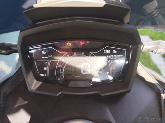 Aprilia SR gt 125 - 4