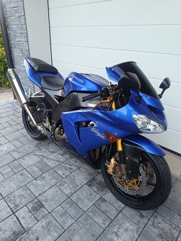 Kawasaki ZX-10R Ninja - 4
