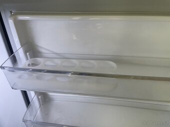 Lednice s mrazákem LG - 4