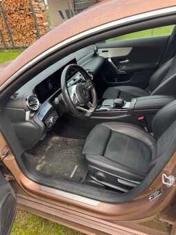 Osobní automobil MERCEDES-BENZ, CLA 180 - 4