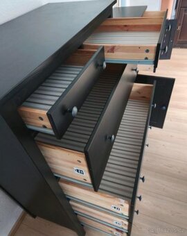 PŘÍBORNÍK A KOMODA HEMNES - 4
