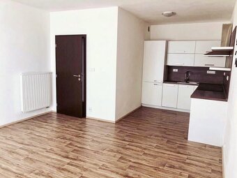 Prodej novostavby 2kk Sadská Výšina - 4