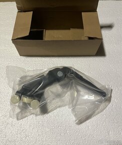 Pojezd levých šoupacích dveří VW T5 - 4