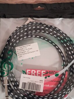 Set - Elektricka Kytara Santander + kombo Line 6 Spider - 4