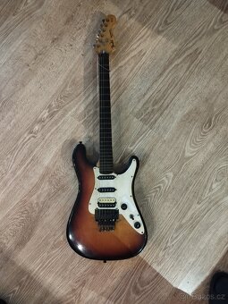 Kytara Fender - 4