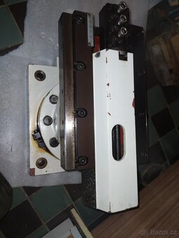 Obrážecí hlava na frézku - 4