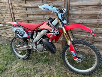 Honda CR 125 R - 4