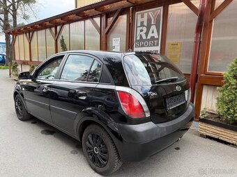 Kia Rio 1,4i - 4